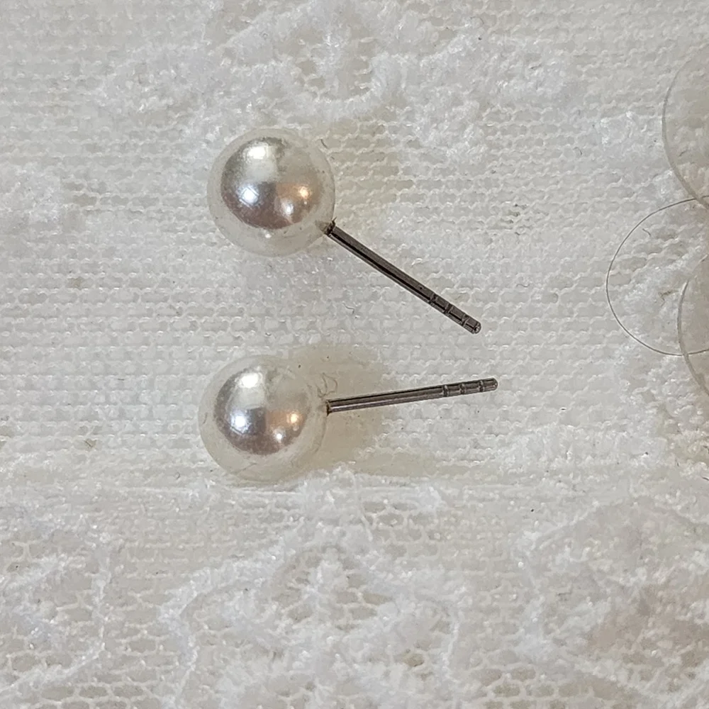 Vintage Faux Pearl Pierced Earrings